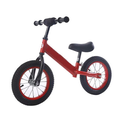 Plastique type PP Noir enfants vélo d'équilibre sans pédale tout-petit Voyage sur scooter voiture pour 3 ans