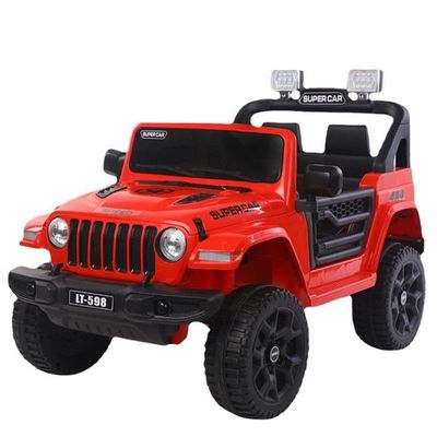 Les enfants montent dans une voiture électrique 12V 2 places avec télécommande et batterie rechargeable