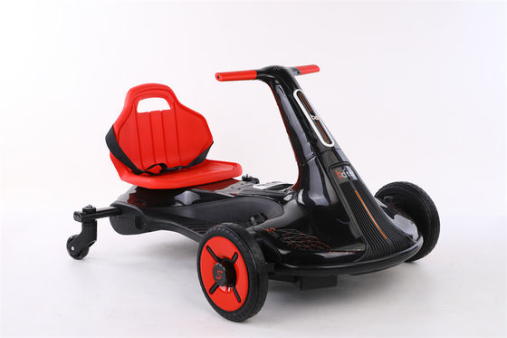 Pedal Powered Racer Car Toy Go Kart Ride On Car pour les enfants En carton taille 97X32X74cm