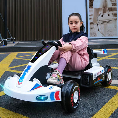 12V électrique télécommande Kart pour 6 ans enfants sur la voiture de karting en plastique type PP