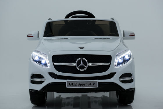 12V à quatre roues sur une voiture autorisée électrique pour les enfants peinture noire rouge batterie alimentée