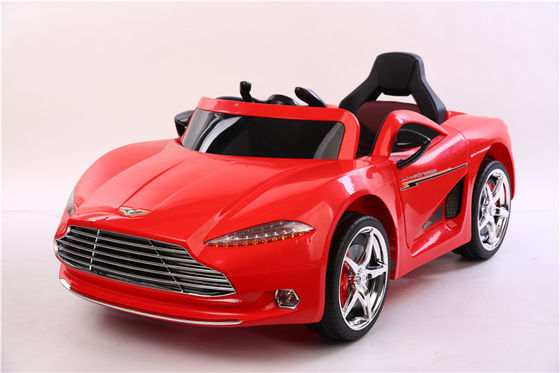 114*66*48cm Blanc voiture de jouet pour enfants 6V batterie double porte voiture électrique pour filles