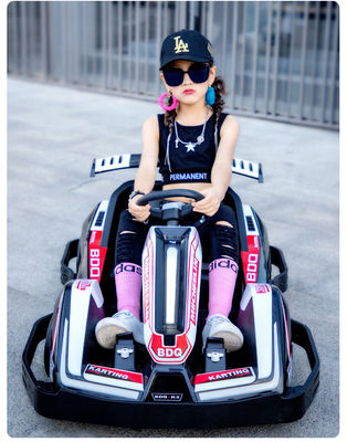 G.W. N.W 19kg/16kgs Enfants de plein air électrique Go Kart Car 12V batterie et 4 roues