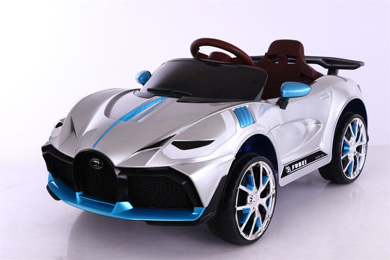 Des jouets pour bébés 6V4 * 2 alimentés par batterie Voyage en voiture avec télécommande