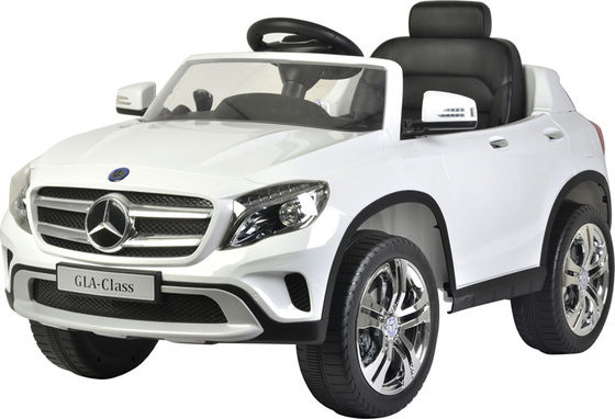 Les fournisseurs offrent des enfants rouges et blancs électrique Ride On Toy Car Unisexe 122*63.8*63cm