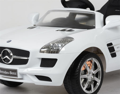 High End Front Light Kids Electric Ride On Cars pour une tranche d'âge de 2 à 4 ans