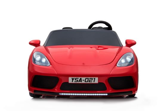 Une voiture électrique pour enfants avec un différentiel exceptionnel et du plastique