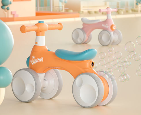 Taille du produit 56*30*45 Voiture à quatre roues pour enfants avec musique et appareil à bulles