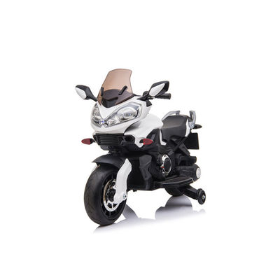 Rider sur des jouets de motocycles fournit des piles pour les enfants de 3 à 8 ans amusant et aventureux