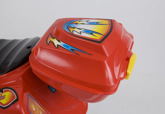 Les enfants fonctionnent à la batterie avec des lumières colorées et 82*41*51cm de taille de produit