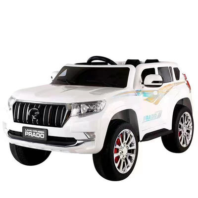 Style Ride On Toy Modèle le plus récent Grande voiture Enfants Enfants électrique 4 roues télécommande
