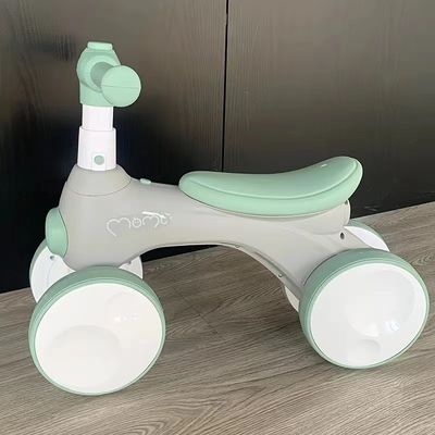 Vélo d'équilibre pour enfants à quatre roues avec appareil à bulles lumineuses à musique Taille du produit 56*30*45cm