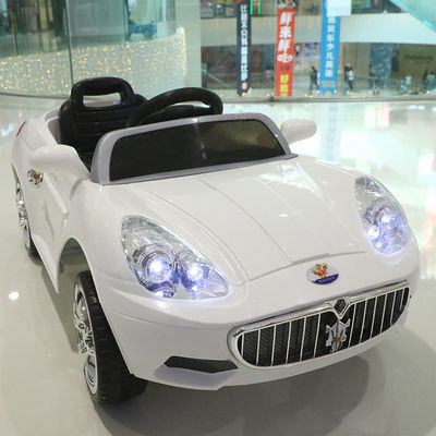 Des jouets électriques chauds en plastique pour les enfants de 6 ans