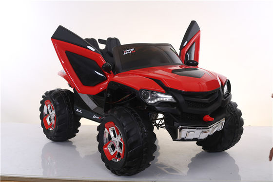12V plastique à quatre roues motrices multi-fonction Ride On Toy Car avec fonction MP3 pour les enfants