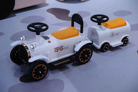 Type de plastique en PP Rouler sur voiture pour enfants de 2 ans Fonction d'éducation précoce
