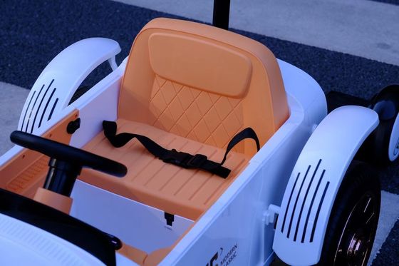 Type de plastique en PP Rouler sur voiture pour enfants de 2 ans Fonction d'éducation précoce