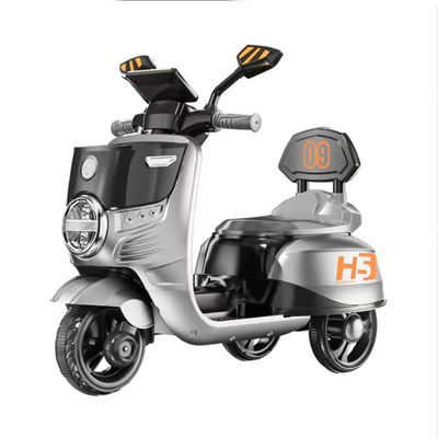 Véhicule électrique pour enfants Voyage à moto à tricycle pour enfants Voiture Groupe d'âge de 5 à 7 ans