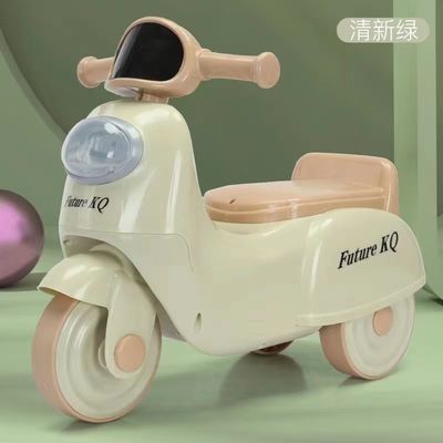 Scooter voiture bébé avec musique HD et lumières G.W 2.6kg Carton Taille 55*26*32CM