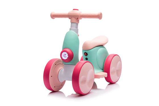 Fonction de télécommande 2024 Balance pour enfants Carton de voiture Taille 38*30*20CM Plage d'âge 0 à 24 mois