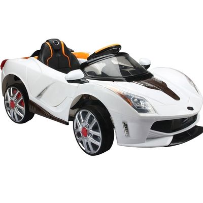 550 *2 Voyage électrique à moteur en voiture avec des lumières de musique et des jouets de suspension en plastique de type PP