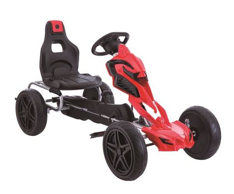 Des karts à pédales pour enfants adaptés aux 3 à 8 ans et jusqu'à 50 kg en promotion