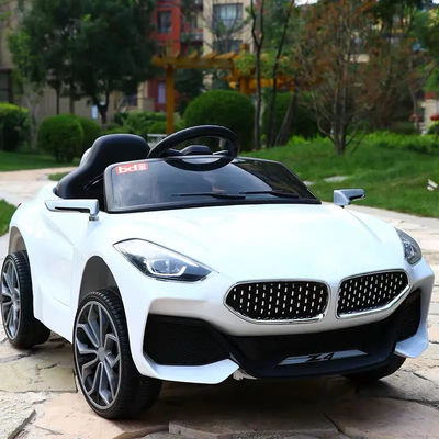 Parents enfants voiture électrique fonctionnant à la batterie Voyage en voiture pour enfants voiture électrique 2023