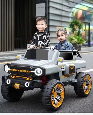 2023 Blanc PP Véhicule électrique à quatre roues pouvant être mis à niveau vers la traction à quatre roues pour les enfants